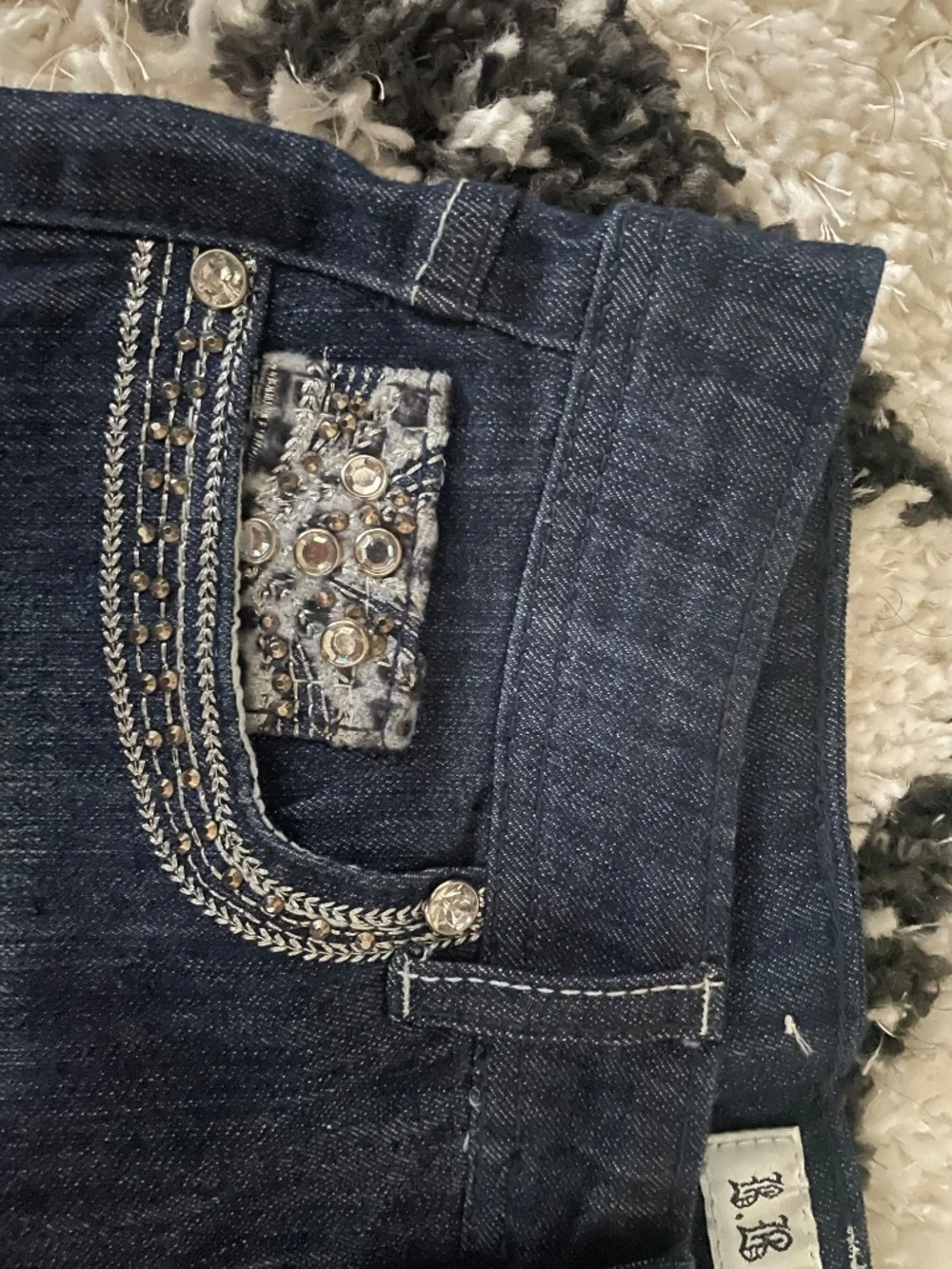 B.B jeans
